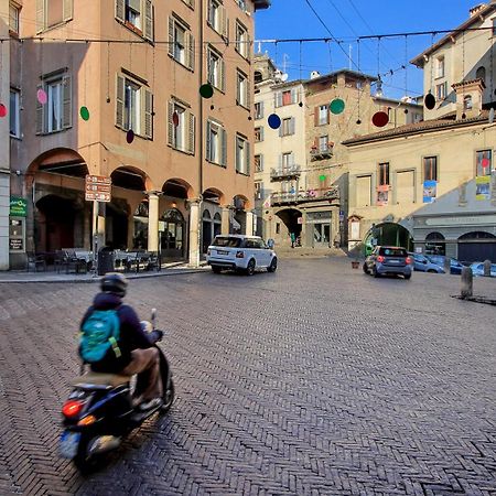 Near Funicolar Bergamo Alta Design House 1 Apartment Luaran gambar