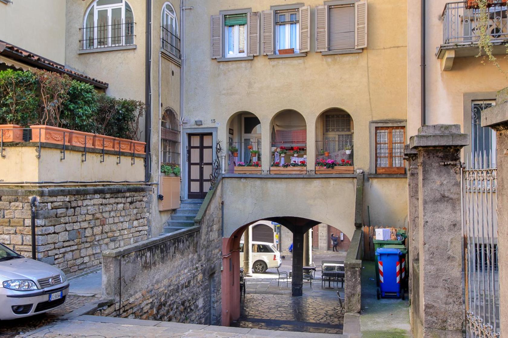Near Funicolar Bergamo Alta Design House 1 Apartment Luaran gambar