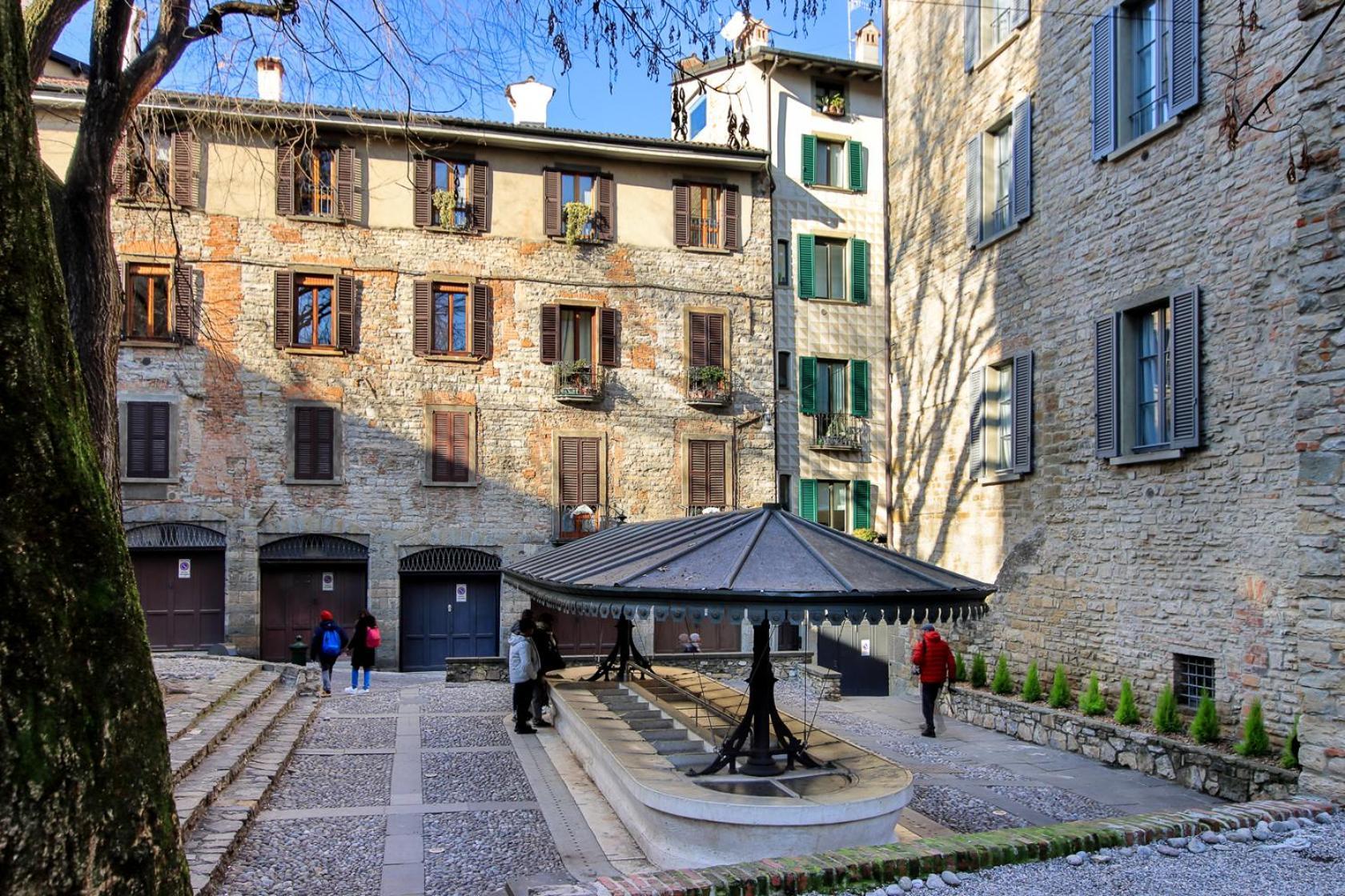 Near Funicolar Bergamo Alta Design House 1 Apartment Luaran gambar