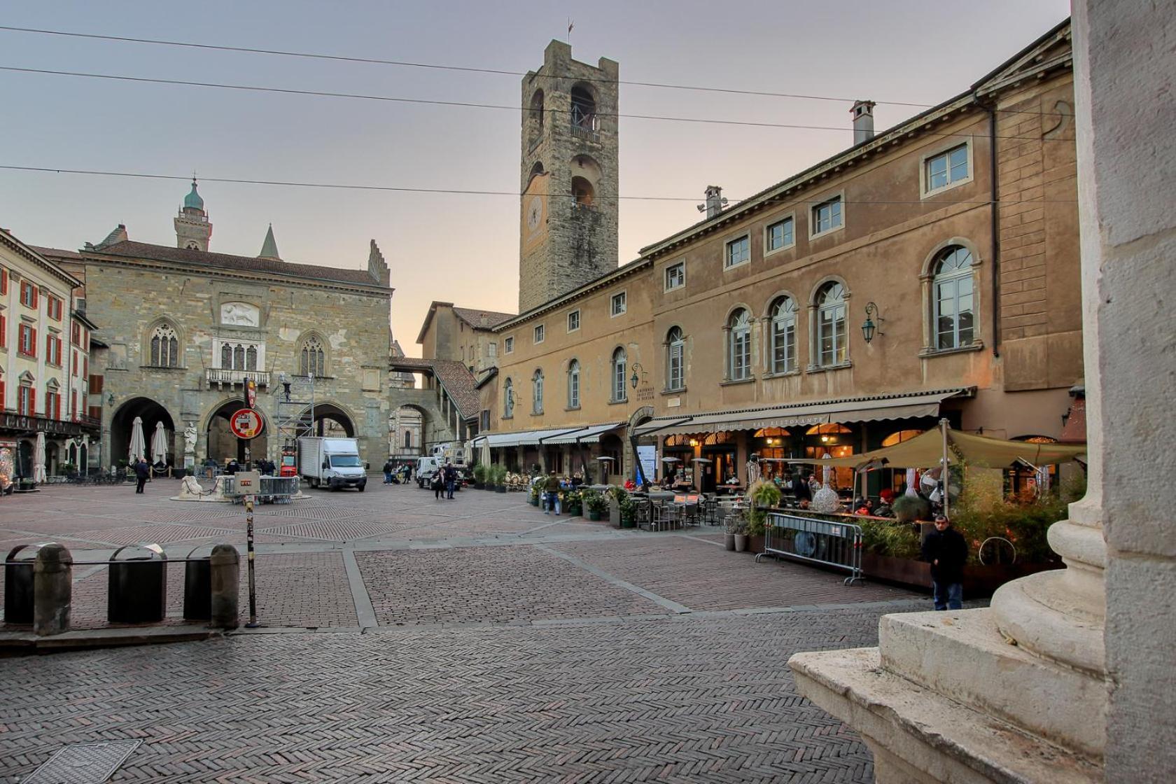 Near Funicolar Bergamo Alta Design House 1 Apartment Luaran gambar